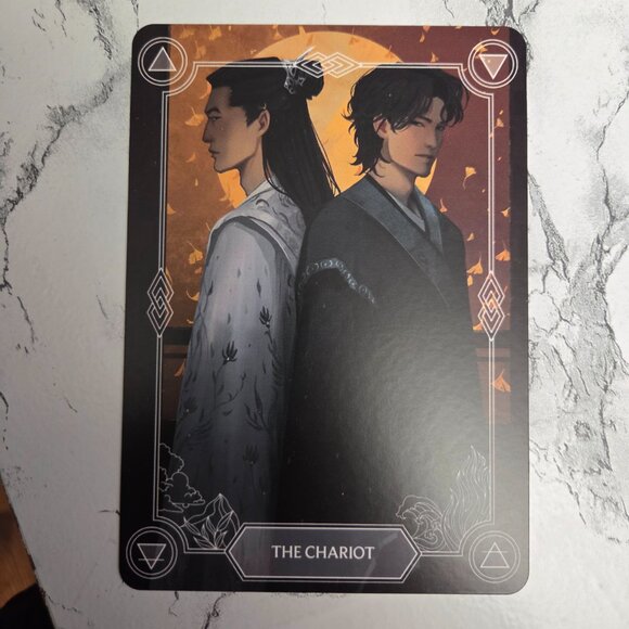 Fairyloot Yining / Jin and Zixin Tarot Set September 2025 A Midnight Promise - Picture 3 of 4